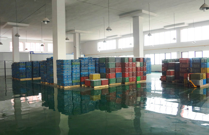 半成品倉庫